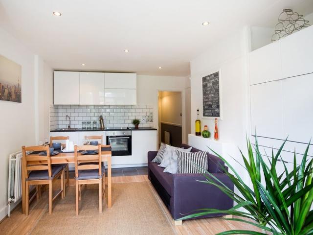 Apartment for rent in London Borough of Lewisham, Brockley
