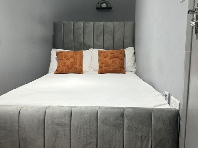 Apartment for rent in Chalk Farm, Greater London