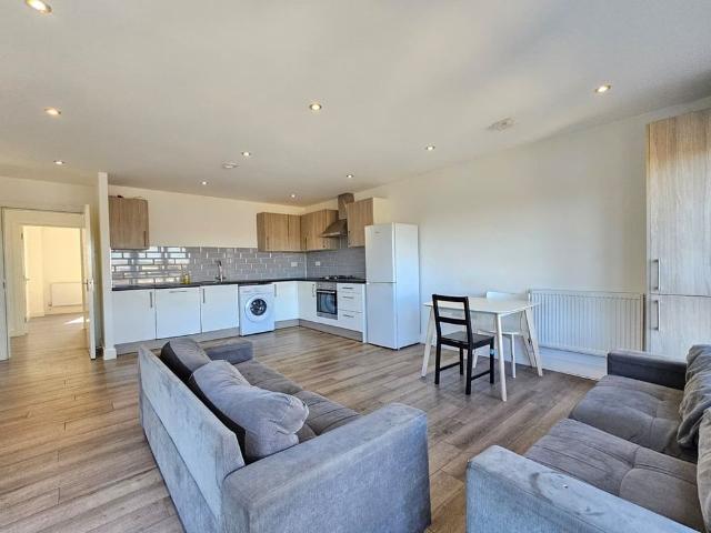 Apartment for rent in Leyton, Greater London