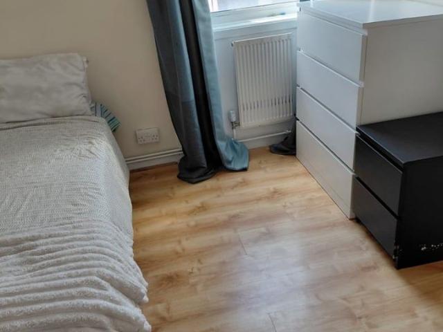 Apartment for rent in Kennington, Greater London