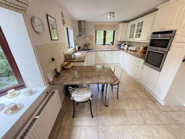 Flat for sale in Heswall, Wirral
