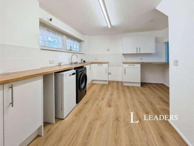 Flat for sale in Helford, Hampshire