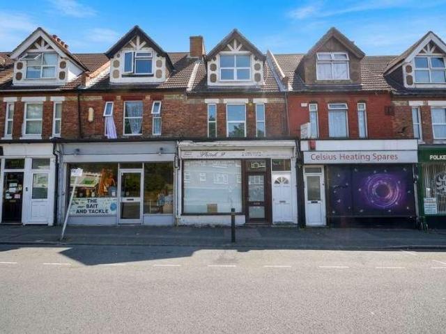 Flat for sale in Folkestone