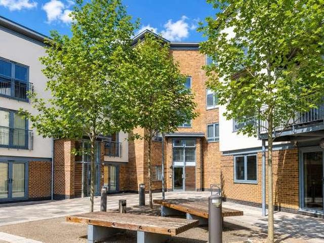 Flat for sale in Hythe, Colchester
