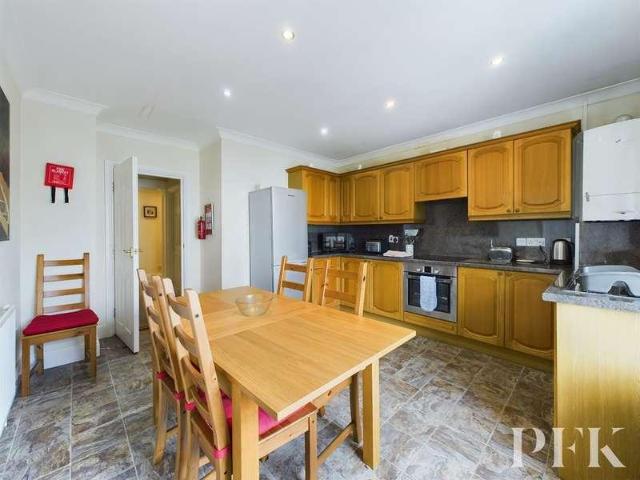 Flat for sale in Keswick