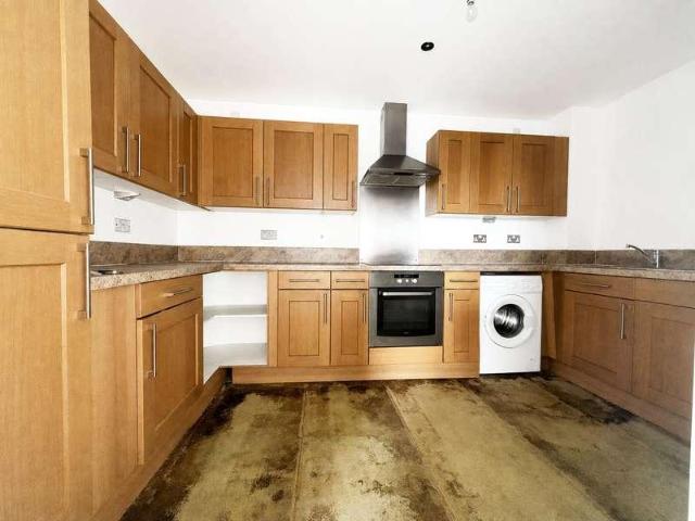 Flat for sale in Key Street, Suffolk