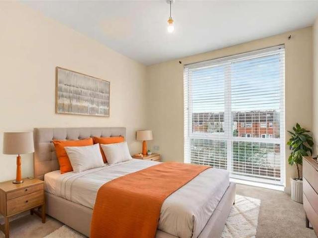 Flat for sale in Sherwood, Haddon