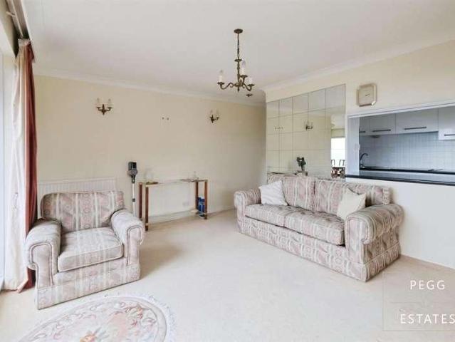 Flat for sale in Babbacombe