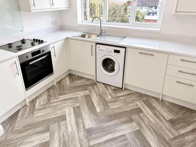Flat for sale in Leigh on Sea, Southend-on-Sea