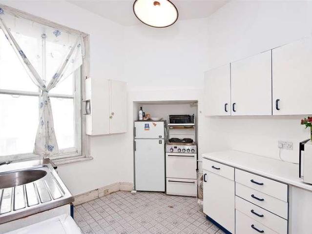 Flat for sale in Knightsbridge, Greater London