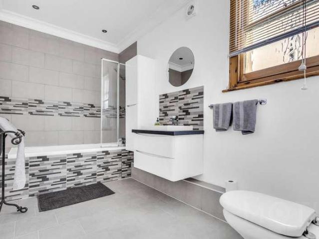 Flat for sale in Golden Valley, Folkestone