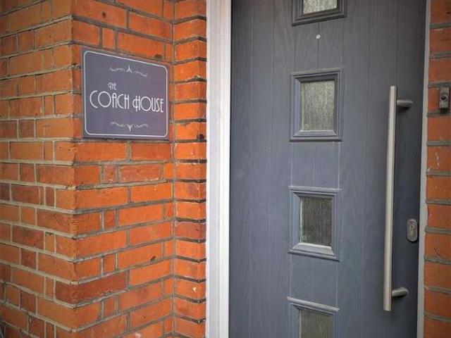 Flat for sale in Bromley, Shortlands