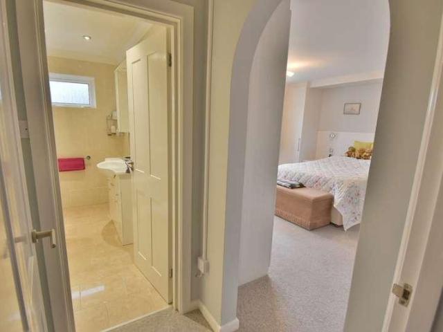 Flat for sale in Tricketts Cross, Ferndown
