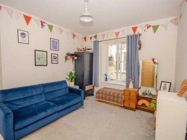 Flat for sale in Kingswood, South Gloucestershire