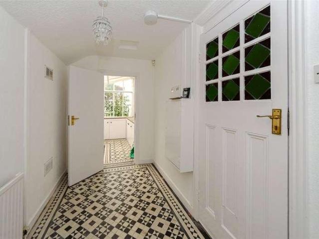 Flat for sale in Colwyn Bay, Wales