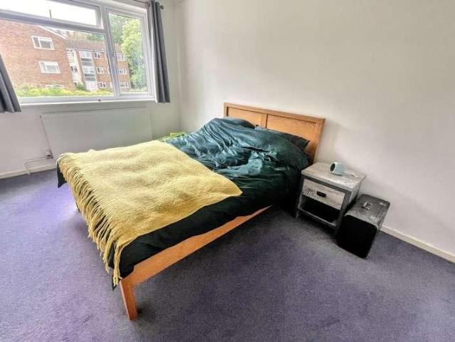 Flat for sale in Lansdowne, Springbourne