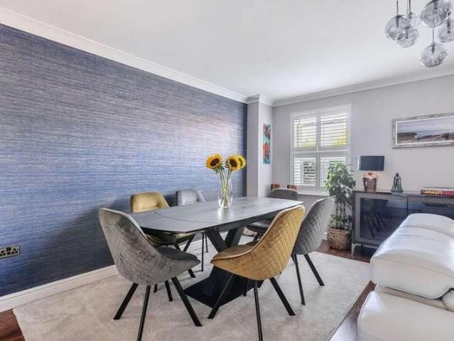 Flat for sale in Enborne, West Berkshire