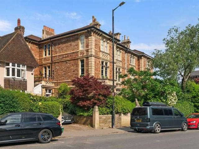 Flat for sale in Feckenham, City Of Bristol