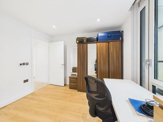 Flat for sale in Tufnell Park, Greater London