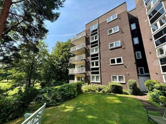 Flat for sale in Georgia, Greater Manchester