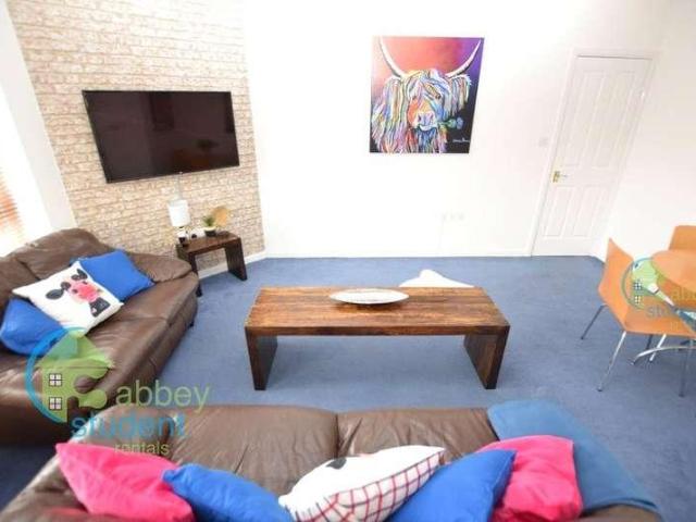 Flat for sale in Hoole, Two Mills