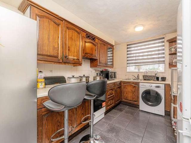 Flat for sale in Greater London