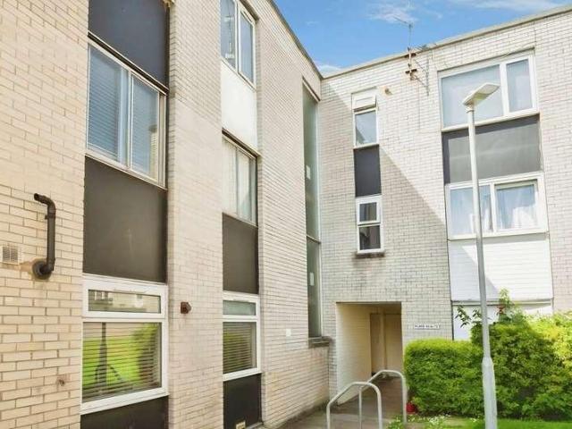Flat for sale in Falcon Lodge, Wales