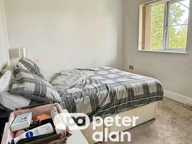 Flat for sale in Wales