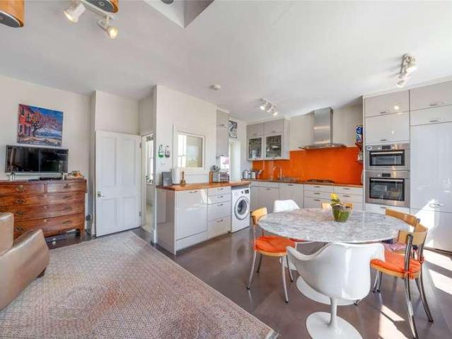 Flat for sale in Kensal Town, Maida Vale