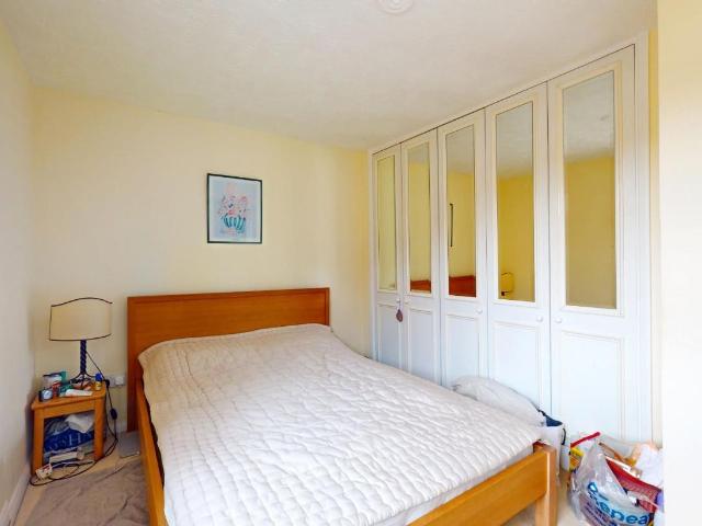 Flat for sale in Milton, Hamerton