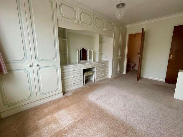Flat for sale in Swanage, East Dorset