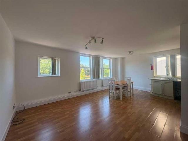 Flat for sale in Old Portsmouth, City Of Portsmouth