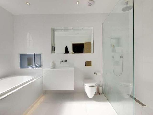 Flat for sale in Cockfosters, Greater London