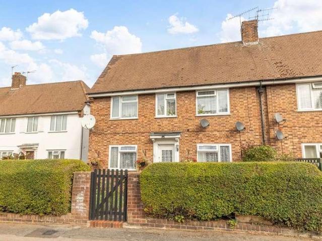 Flat for sale in Chalvey, Slough
