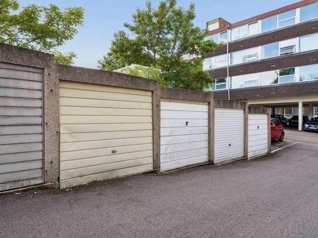 Flat for sale in King's Walden, Hertfordshire