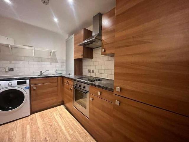 Flat for sale in City Centre, Salford