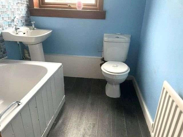 Flat for sale in Crossroads, Methil