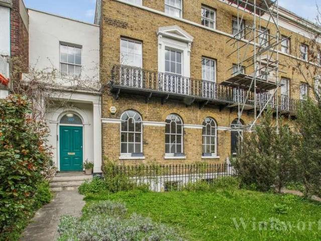 Flat for sale in London Borough of Lewisham, Greater London