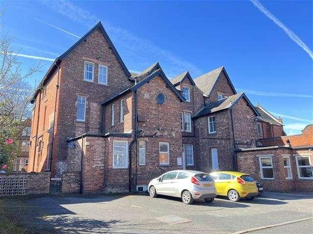 Flat for sale in Stanwix