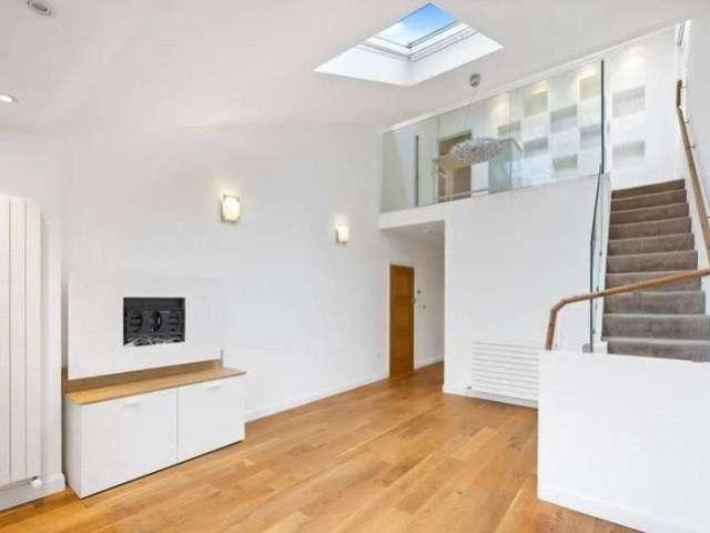 Flat for sale in South End Green, Greater London