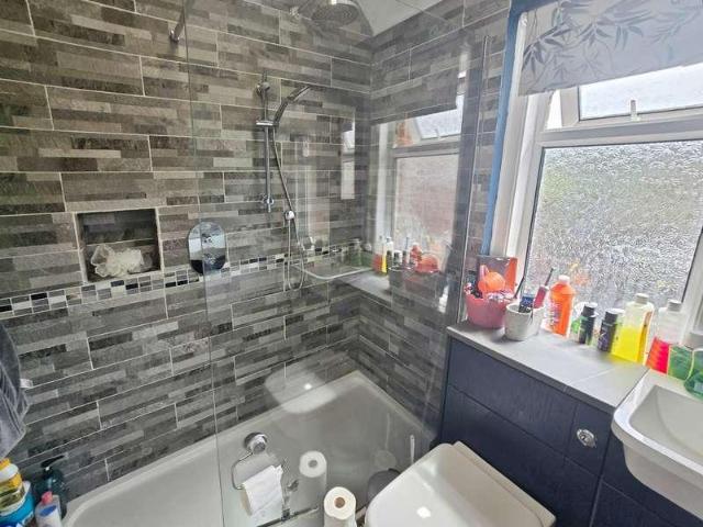 Flat for sale in Totland, Isle Of Wight
