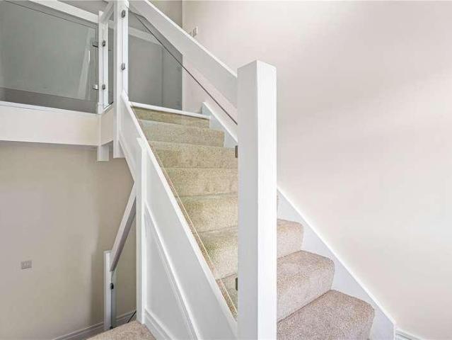 Flat for sale in Archway, Greater London