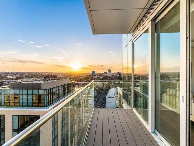 Flat for sale in West Kensington, Greater London