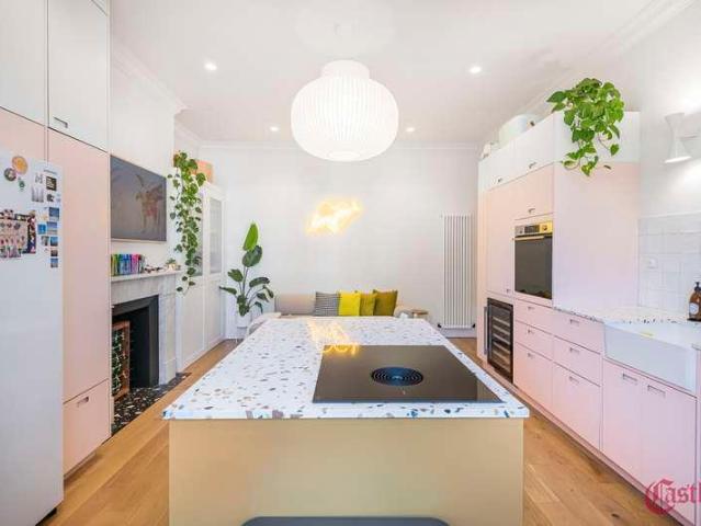 Flat for sale in Crouch End, Greater London