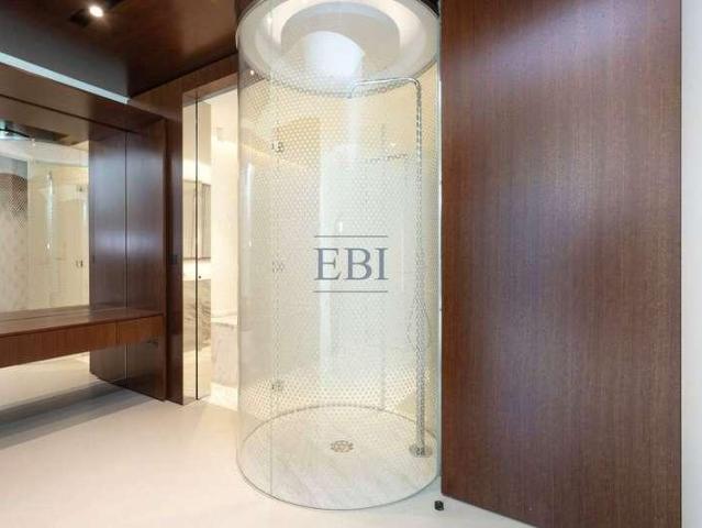 Flat for sale in Wood Wharf, Greater London