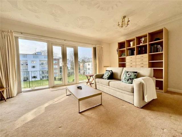 Flat for sale in Poole, Branksome Park