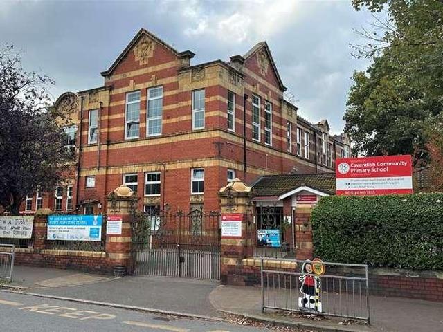 Flat for sale in Georgia, Greater Manchester