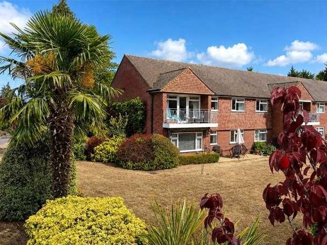 Flat for sale in Blackhills, Surrey