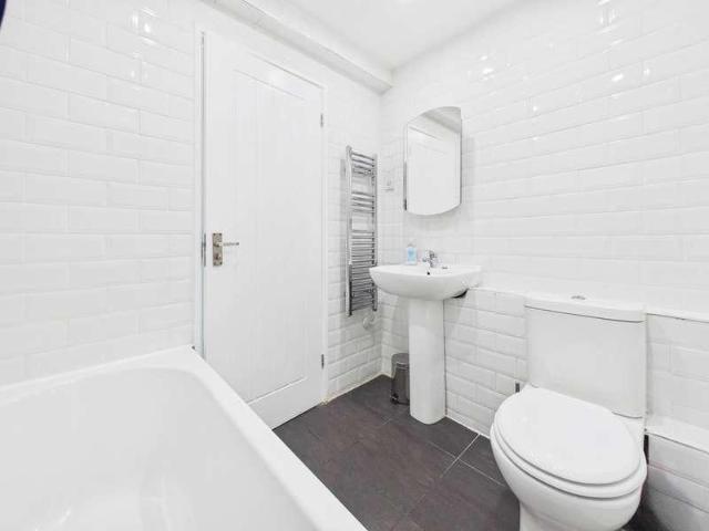 Flat for sale in Biggleswade, Bedfordshire