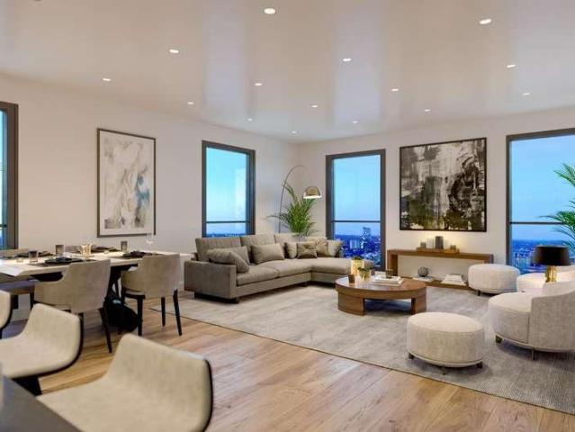 Flat for sale in Holbeck, West Yorkshire